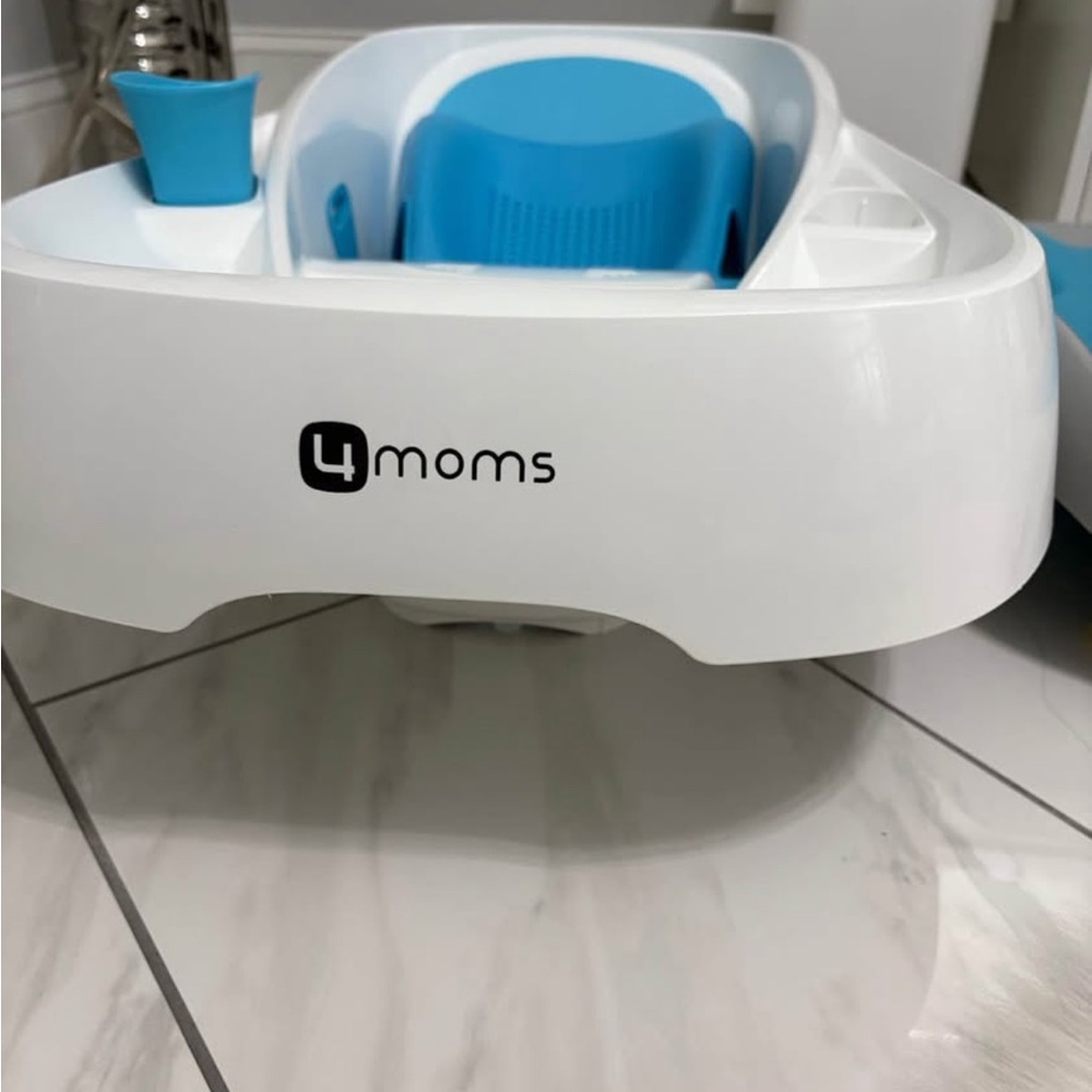 Deluxe Infant Bath Tub with Blue and Gray Insert - Picture 2 of 3